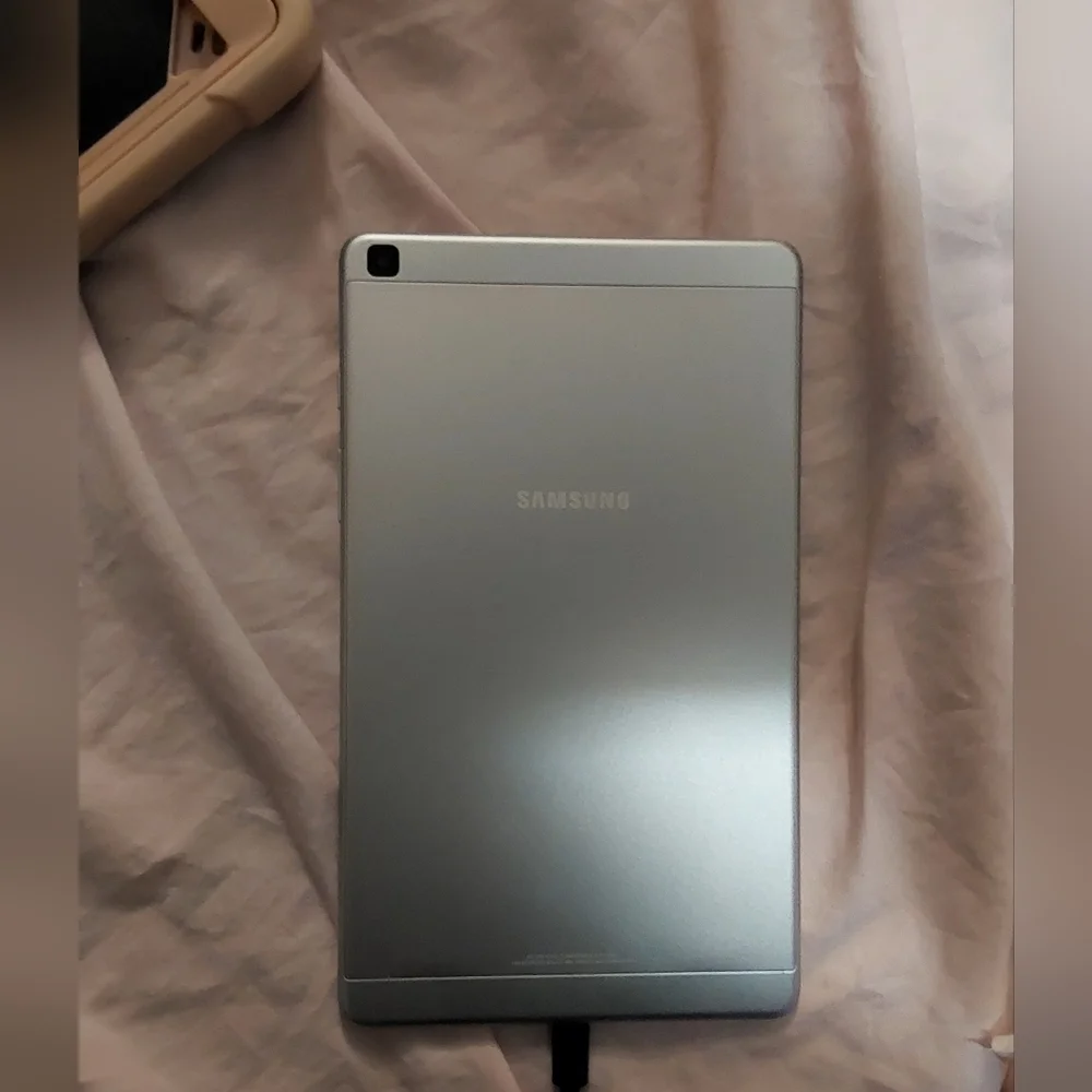 Samsung Tab A w/ CASE & GLASS SCREEN PROTECTORS